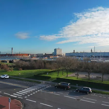 Spacieux De Standing Apartmán Calais